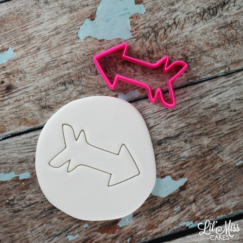 Feathered Arrow Cutter | Lil Miss Cakes